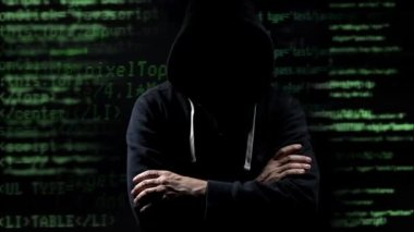 Mahalle konsepti videosundaki hacker