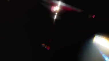 Güzel bir kamera Bokeh Light Sızıntıları görüntülerinizi taramaya ve videolarınıza ışık efekti yapmaya hazır! Mükemmel görsel sonuçlar elde etmek için Ekle ya da Ekran gibi bir karıştırma kipi kullan!