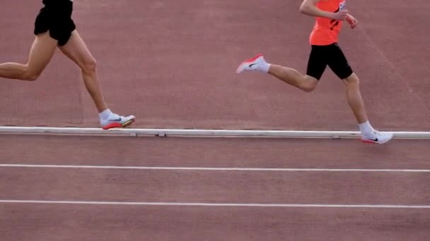 Chelyabinsk Ryssland Juni 2022 Män Löpare Kör 1500 Meter Lopp — Stockvideo
