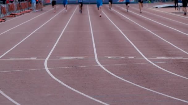 Tscheljabinsk Russland Juni 2022 Männer Sprinten Bei Leichtathletik Über Die — Stockvideo