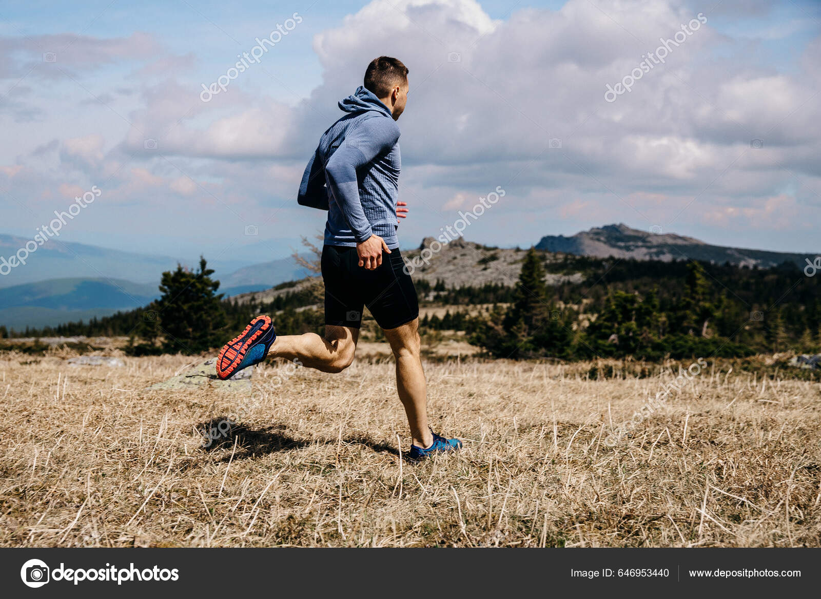 https://st5.depositphotos.com/76427568/64695/i/1600/depositphotos_646953440-stock-photo-man-runner-running-mountain-trail.jpg