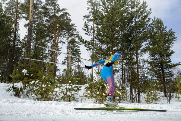 Atleta Masculino Esquí Fondo Esquís Carreras Fischer Botas Esquí Salomon — Foto de Stock