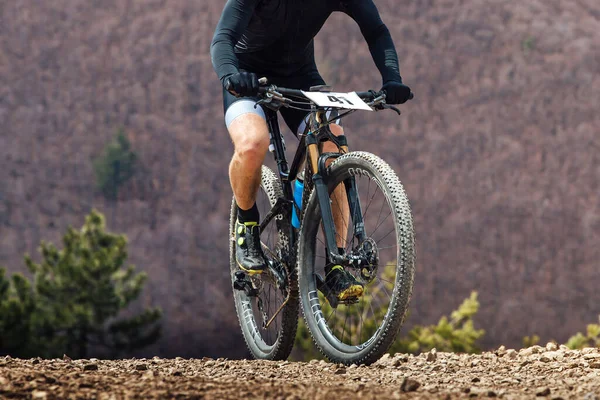 Nahaufnahme Radfahrer Reiten Mountainbike Cross Country Radfahren Räder Sport Mountainbike — Stockfoto