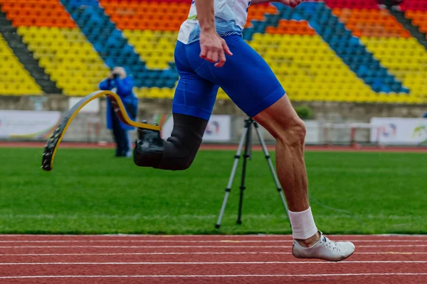 Männer Läufer Para Athlet Auf Prothese Laufbahn Stadion Sommer Para — Stockfoto