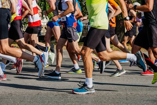 Atletas Grande Grupo Corredores Correr Juntos Maratona Corrida Esportes Jogos — Fotografia de Stock