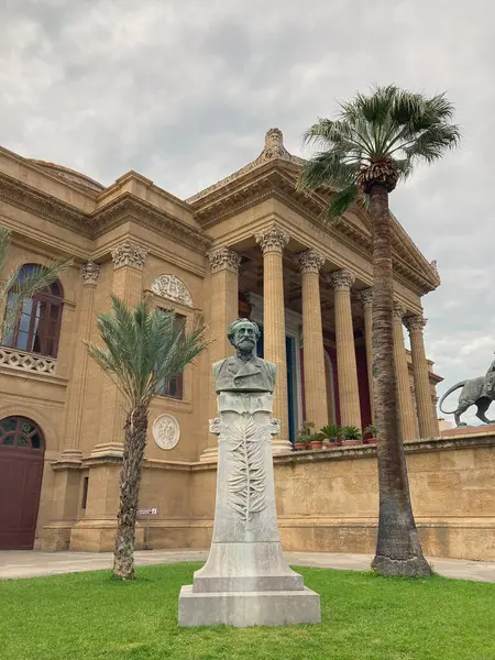 stock image Italy, Palermo - April 12, 2024: Teatro Massimo on Piazza Verdi in Palermo