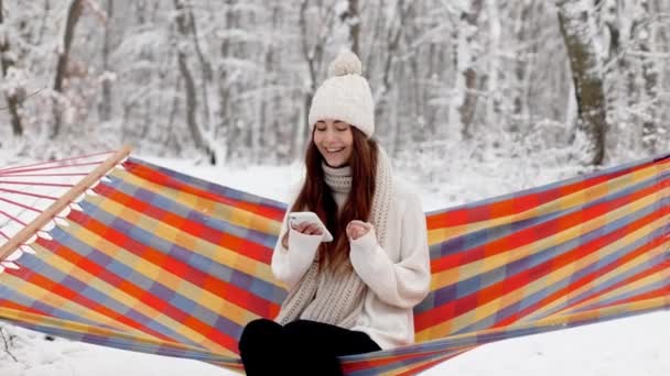 Young Woman Girl Uses Smartphone Reads Christmas Greetings Good News — 비디오