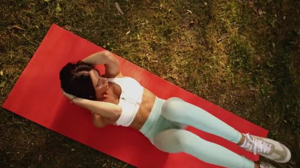 Young Woman Doing Sports Fitness Outdoors Park Top View Fitness — ストック動画