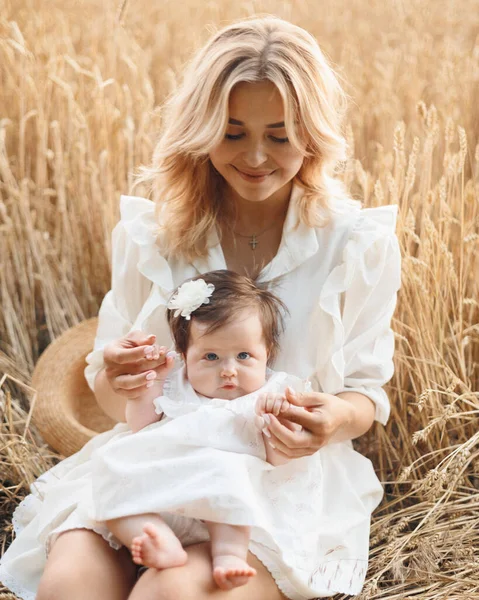 Happy Young Beautiful Mother Playing Her Cute Baby Daughter Wheat — Stock Photo, Image