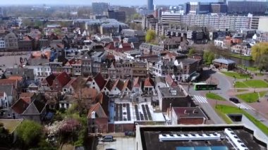 Leiden, Hollanda 'nın havadan görünüşü. - Evet. Yüksek kalite 4k görüntü