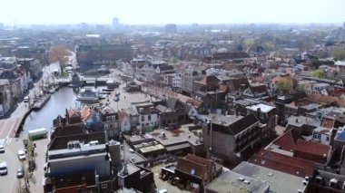 Leiden, Hollanda 'nın havadan görünüşü. - Evet. Yüksek kalite 4k görüntü