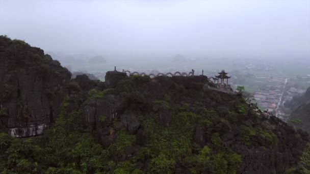 Ležící Drak Vápencových Horách Ninh Binh Vietnamu Vysoce Kvalitní Záběry — Stock video