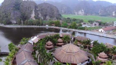 Ninh Binh kasabası, Vietnam. İHA. Yüksek kalite 4k görüntü