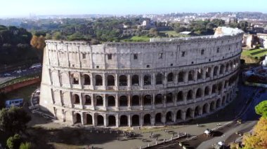 Roma Colosseum hava saldırısı uçağı. Yüksek kalite 4k görüntü