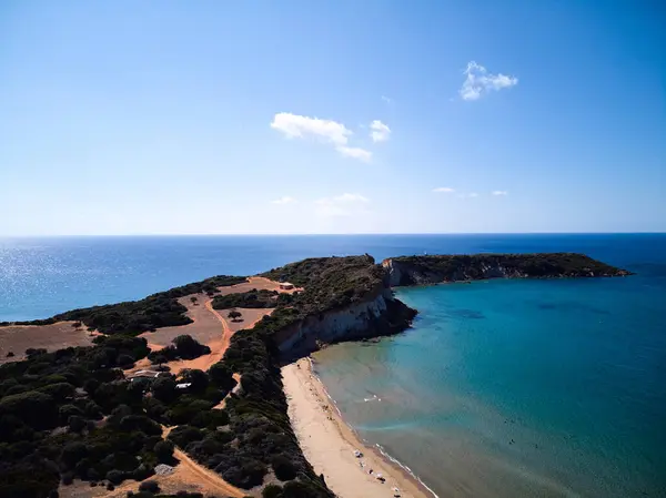 Yunan adası Zakynthos kıyısında. Gerakas plajı yaz tatili manzarası. Yüksek kalite fotoğraf