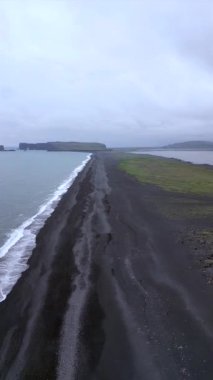  Vik Black Beach İzlanda İHA 'sı