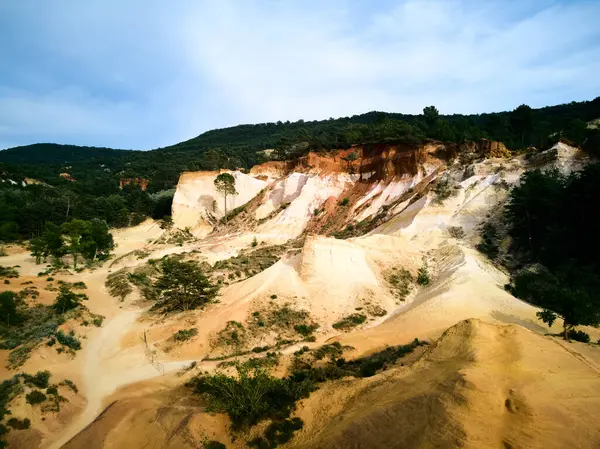 Le Sentier des Ocres . Drone. Fransa. Yüksek kalite fotoğraf