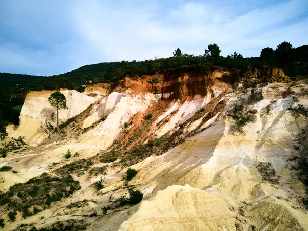 Le Sentier des Ocres . Drone. Fransa. Yüksek kalite fotoğraf