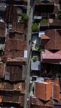 javakarta Endonezya insansız hava aracı şehir görüntüsü. Yüksek kalite 4k görüntü