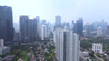 Java Jakarta Endonezya insansız hava aracı şehir manzarası. Yüksek kalite 4k görüntü