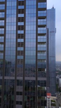 Java Jakarta Endonezya insansız hava aracı şehir manzarası. Yüksek kalite 4k görüntü