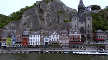 Dinant Katedrali Belçika şehir manzarası