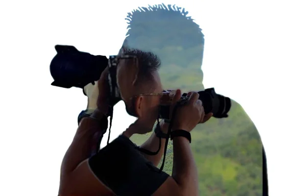 Doppelbelichtung Zwei Fotografen Überschneiden Sich Auf Weißem Hintergrund — Stockfoto