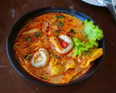 Tayland yemeği, Tom Yum Goong, Tom Yum Deniz Ürünleri