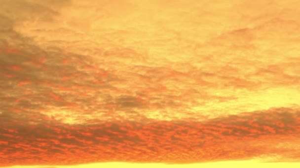 Céu Dourado Manhã Deixado Com Montanhas — Vídeo de Stock