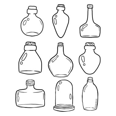 Dokuz kavanoz ve şişeden oluşan bir koleksiyon, her biri benzersiz şekillendirilmiş ve tasarlanmış, bazıları etiketli ve kapaklı. Çeşitli biçim ve boyutlarda, farklı ögeler depolamak için mükemmel.