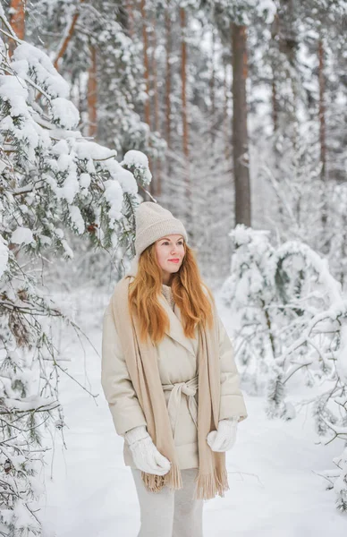 Young Happy Woman Winter Clothes Walks Snowy Forest — Stock Photo, Image