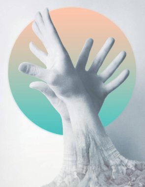 Ağacın tacı gibi insanın ellerini birbirine dolamıştı. Güneşin sembolü olarak renkli çember. Yaşam ve barış kavramı. Resim, kolaj