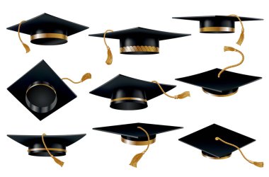 Mezuniyet şapkaları ayarlandı. Altın püsküllü siyah öğrenci şapkası. Diploma töreni ve eğitim programları tasarımı için unsur. Üniversite, lise ya da üniversite şapkası beyaz arka planda izole edilmiş.
