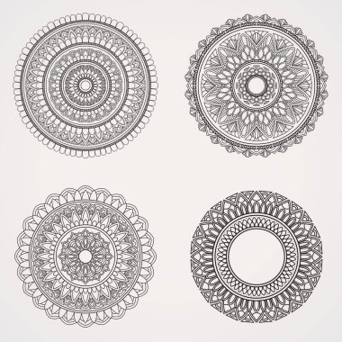 Süslü çiçek mandala seti. Kınaya, dövmelere, fotoğraflara, boyama kitaplarına uygun. İslam, Hindu, Buda, Hindistan, Pakistan, Çin, Arap