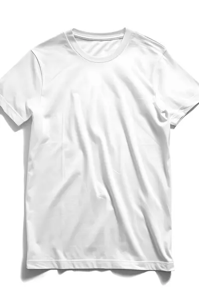 Tişört Model Şablonu - Beyaz Tişört Ön Tasarım için Beyaz Arkaplanda İzole Edildi