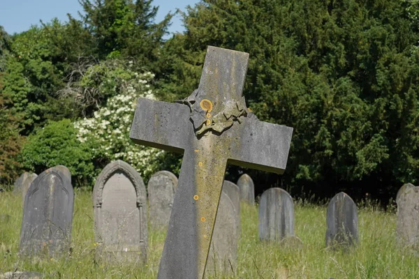 Grafstenen Een Begraafplaats — Stockfoto