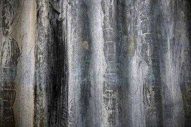 Eski demir çarşafları kapatın.