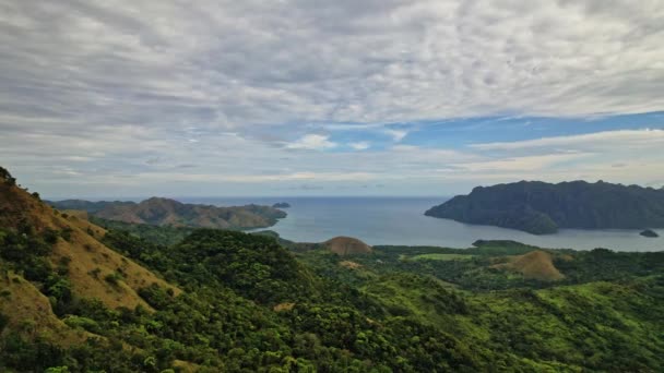 Запись Беспилотника Горах Филиппин Можем Видеть Красивые Зеленые Желтые Горы — стоковое видео