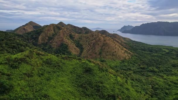 Imagini Drone Din Filipine Mountains Putem Vedea Munți Verzi Galbeni — Videoclip de stoc
