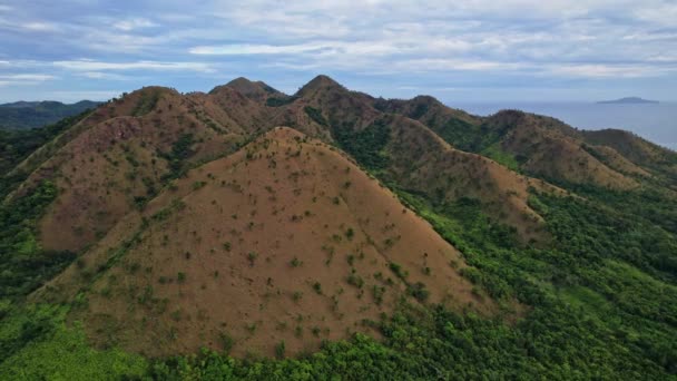 Drone Footage Philippines Mountains Can See Beautiful Green Yellow Mountains — Stock Video
