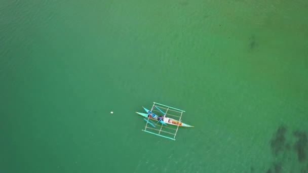 Drone Beelden Van Een Boot Filippijnen Zien Een Levendige Tropische — Stockvideo