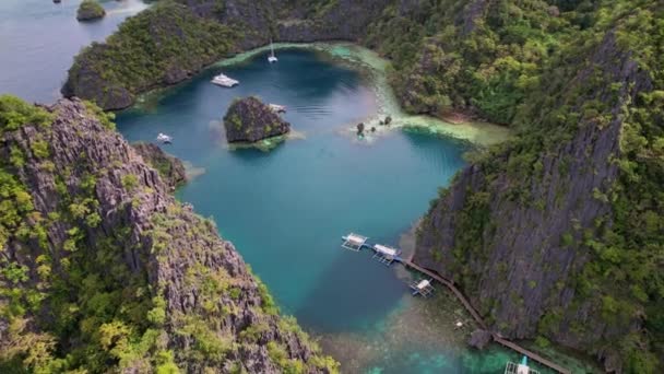 Drönarbilder Flygfoto Över Lagunen Och Bukten Som Huvudämne Filippinerna — Stockvideo