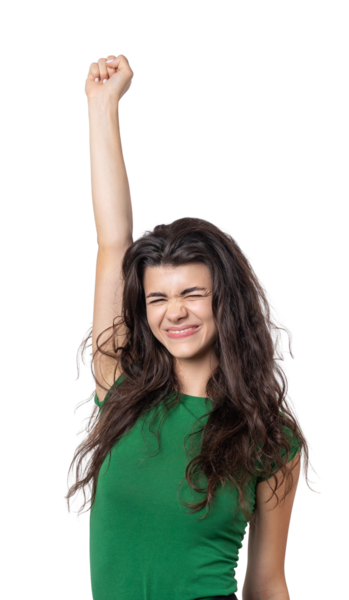 Mutlu genç kız sevinçle yumruğunu kaldırıyor! Başarılı zafer işaretleri..