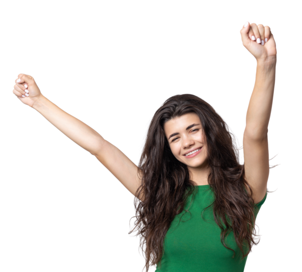 Mutlu genç kız sevinçle yumruğunu kaldırıyor! Başarılı zafer işaretleri..