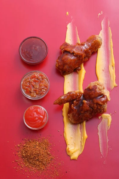 Fried Chicken Wings Ketchup Sauce Wooden Background — Stock fotografie