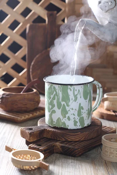Filiżankę Kawy Kubek Herbaty Drewnianym Stole — Zdjęcie stockowe