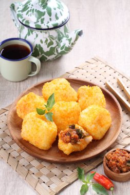 fried chicken cutlet with cheese and tomato
