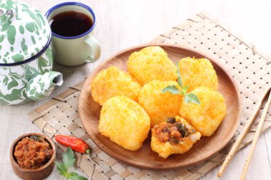 fried chicken cutlet with cheese and tomato