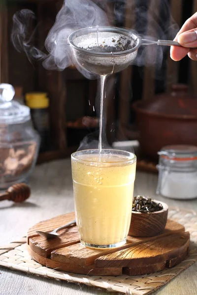 Hot Telang Flower Tea Clear Glass — 图库照片