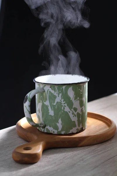 Hot Steaming Tea Cup Wooden Table — Zdjęcie stockowe